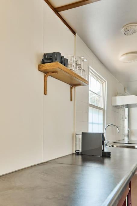 4 Persons Chalet Valkenbosch Situated In The Forested Area Oisterwijk Buitenkant foto